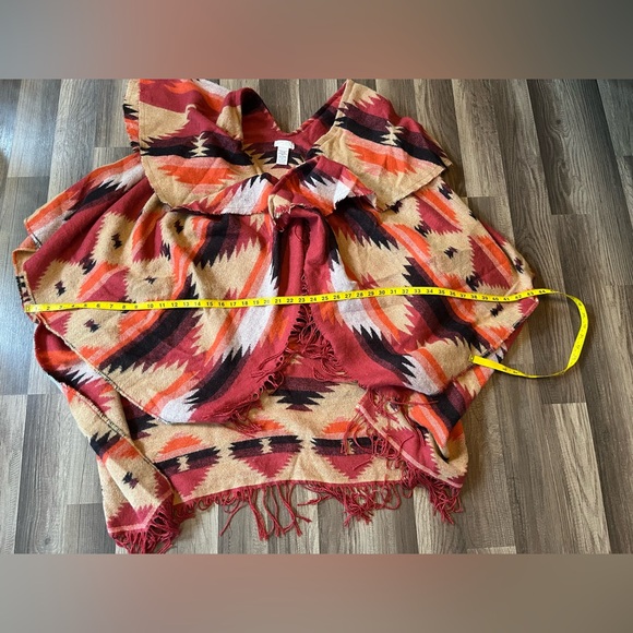 Free People Crossroads Aztec Poncho One Size - Picture 8 of 12